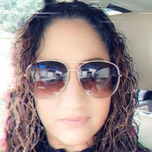 Meet your Posher, Lorena